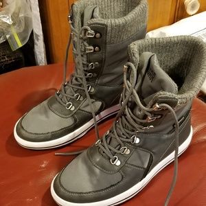 Cougar Women's Gray Short Vancouver Waterproof Win